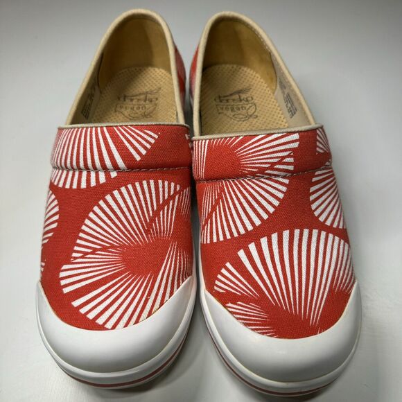 Dansko Vegan Volley Chino Palm Women EU 38 US 7.5-8 Red Canvas Slip On Clogs EUC - Picture 3 of 13